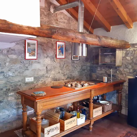 Horta - Charming Attic With Rooftop View * 勒泽诺